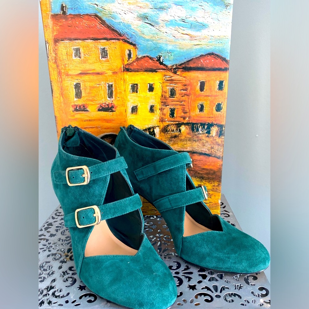 Bella Vita kid suede shoes - Picture 2 of 10